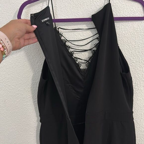 Express- black cropped lace-up lace romper- Size large - Picture 7 of 10